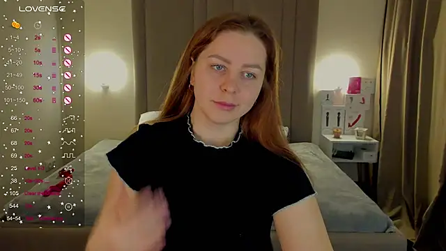 MikaBloom online show from January 15, 2026, 1:53 am