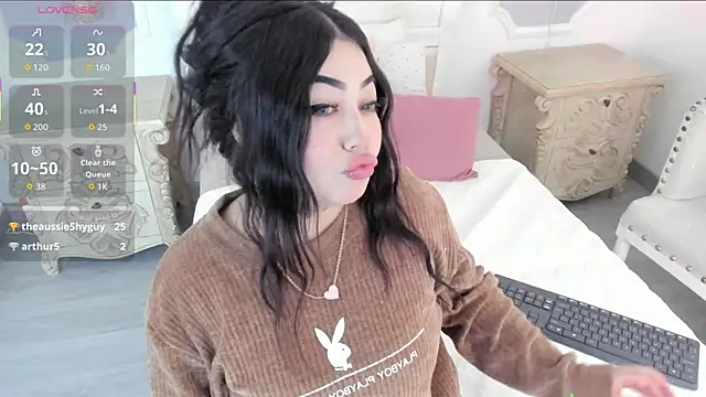 MeganStar   online show from October 28, 2025, 11:53 am