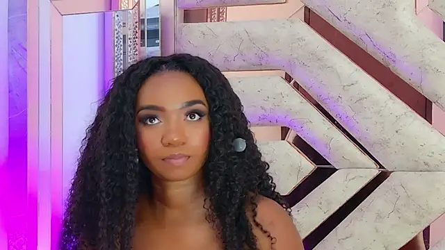 Snapshot of Tessa_Owenss chatting on August 1, 2026, 9:24 pm Tessa Owenss online show from August 1, 2026, 9:24 pm