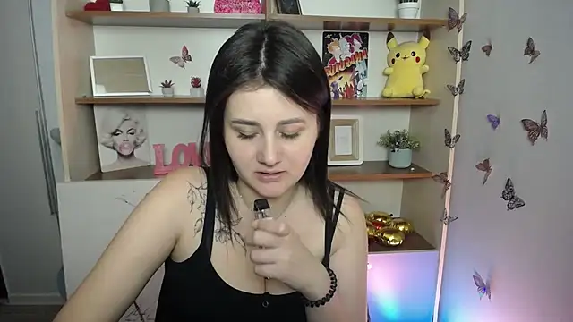 Katrin kiss  online show from June 5, 2026, 10:32 am