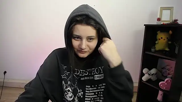 Snapshot of Katrin_kiss_ chatting on February 23, 2026, 2:17 pm Katrin kiss online show from February 23, 2026, 2:17 pm