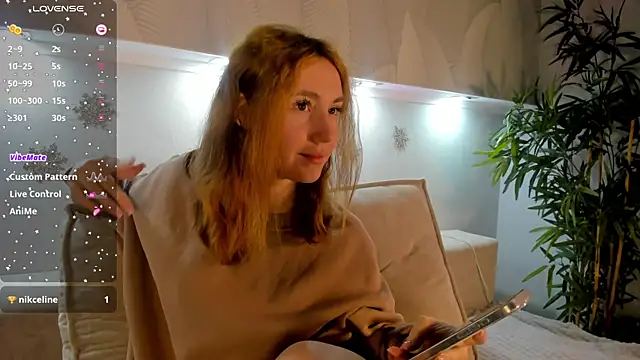 Luna G0ld online show from December 1, 2025, 12:00 am