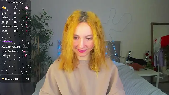 Luna G0ld online show from November 30, 2025, 12:00 am