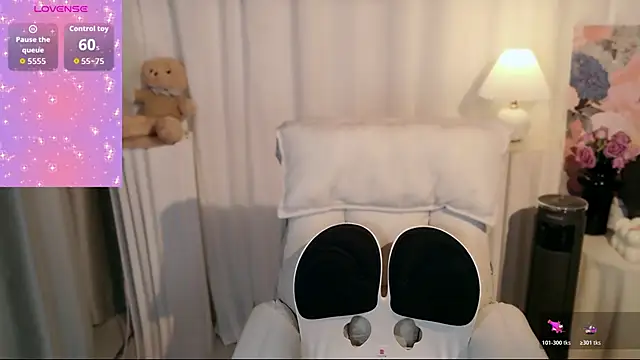 Seven-76 online show from November 14, 2025, 3:26 pm