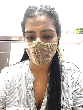 Tamil-Meenu12 online show from April 17, 2026, 6:49 am