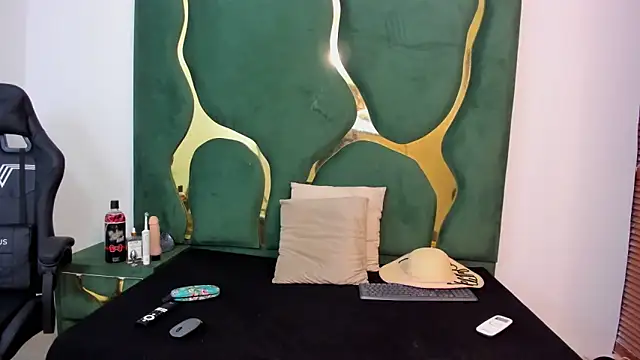 Snapshot of perlaasm chatting on November 7, 2025, 1:15 pm perlaasm online show from November 7, 2025, 1:15 pm