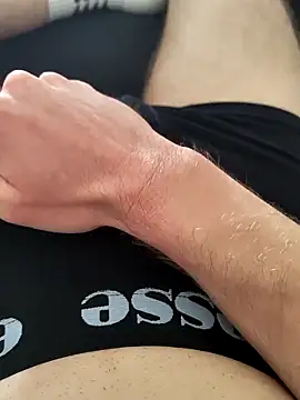  -neo-  online show from October 23, 2025, 2:16 pm