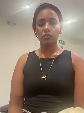 DollyBrowncc online show from May 11, 2026, 2:02 am