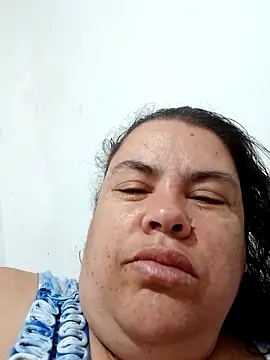 yaneth  online show from December 23, 2025, 11:09 am