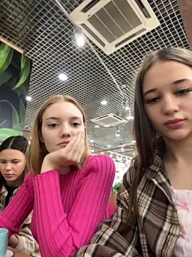 Juice Bunny online show from September 12, 2025, 7:19 am