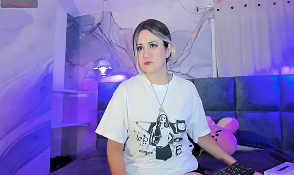 harimoon1 online show from November 17, 2025, 3:21 am