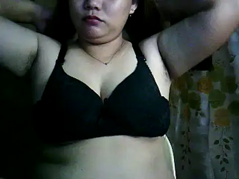 Snapshot of yuana25 chatting on November 24, 2025, 3:39 am yuana25 online show from November 24, 2025, 3:39 am