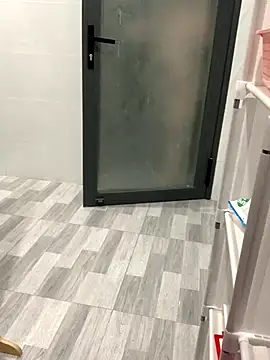 yang-2269 online show from December 16, 2025, 9:08 pm