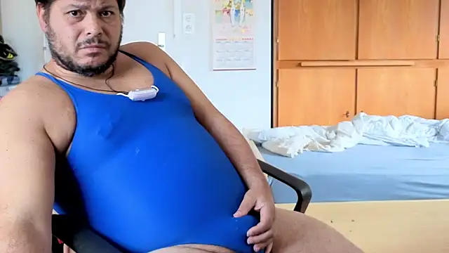 Snapshot of Badeanzug chatting on October 4, 2025, 11:45 am Badeanzug online show from October 4, 2025, 11:45 am