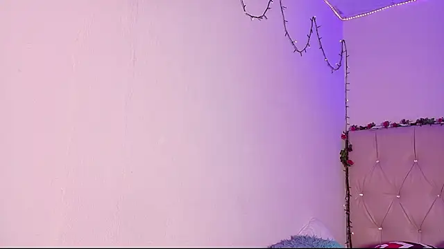 Snapshot of manumeow1 chatting on February 22, 2026, 12:24 am manumeow1 online show from February 22, 2026, 12:24 am