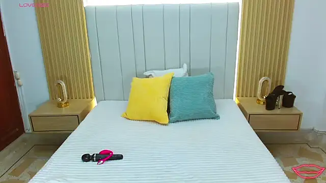 WildScarlet online show from October 30, 2025, 1:09 pm