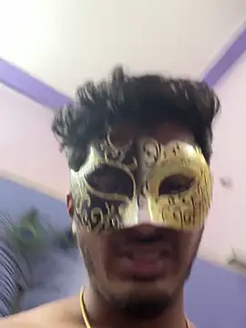 VVcouple online show from November 12, 2025, 10:08 am