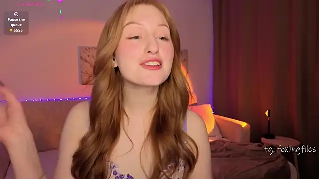 Betty Twinkle online show from November 22, 2025, 10:52 pm