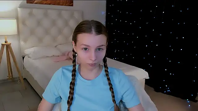 JulieDaniel online show from February 25, 2026, 8:14 am