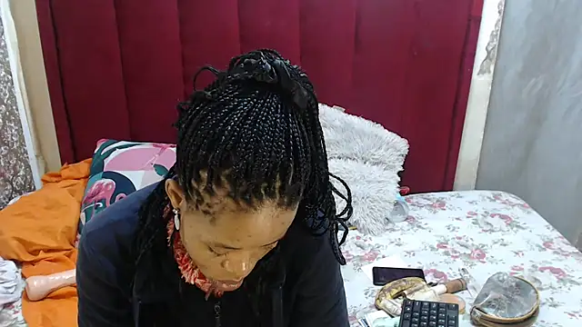 SexyChantyBabe25 online show from October 6, 2025, 10:49 am