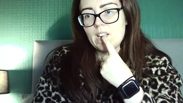 Curvy-BellaX online show from October 1, 2025, 2:43 pm