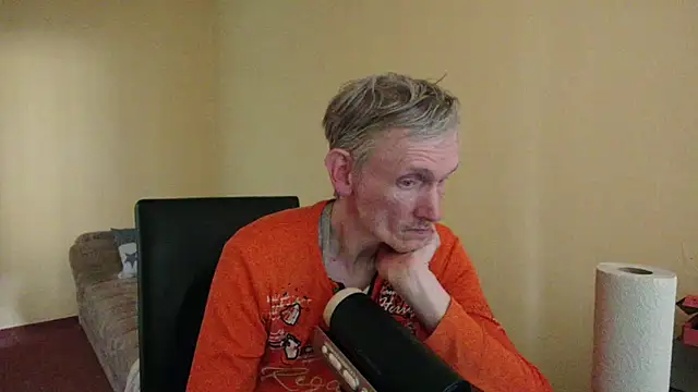 k74robert online show from February 10, 2026, 12:59 pm