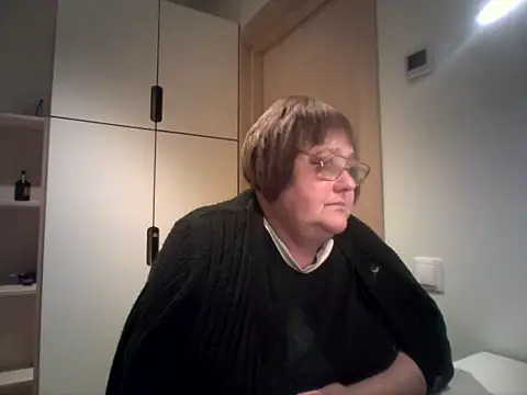 rewa666 online show from September 28, 2025, 5:42 pm