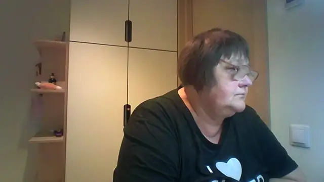 rewa666 online show from October 4, 2025, 5:31 am