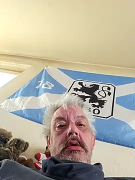 Snapshot of Fonse1860 chatting on February 12, 2026, 8:03 am Fonse1860 online show from February 12, 2026, 8:03 am