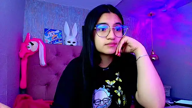 laurenelove online show from December 2, 2025, 3:30 am