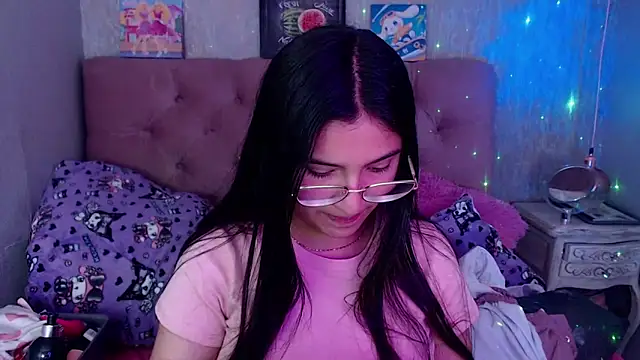 laurenelove online show from October 12, 2025, 2:57 am