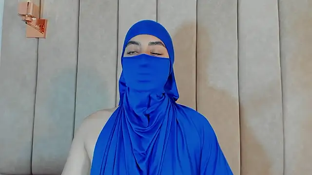 Snapshot of nayiraa_ chatting on March 4, 2026, 9:22 pm nayiraa online show from March 4, 2026, 9:22 pm