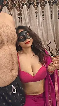 sexy42couple online show from April 25, 2026, 6:49 pm