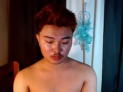 Snapshot of Lustfulljohnx chatting on November 17, 2025, 1:15 pm Lustfulljohnx online show from November 17, 2025, 1:15 pm