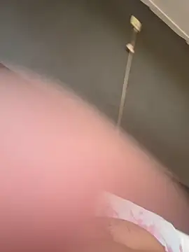 Snapshot of alfarolemmer chatting on March 6, 2026, 1:50 pm alfarolemmer online show from March 6, 2026, 1:50 pm