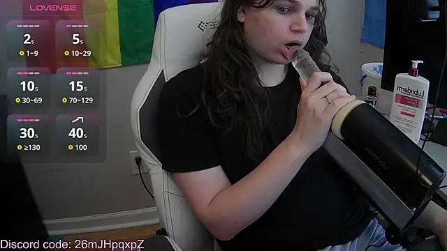 Elli-Ixby online show from September 19, 2025, 2:54 pm