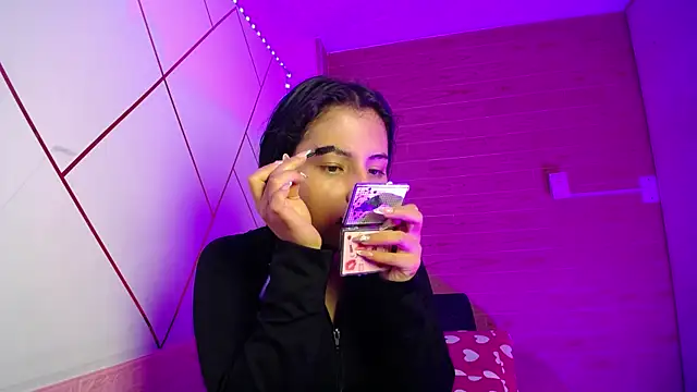 Snapshot of isabella_rossee chatting on December 1, 2025, 8:42 pm isabella rossee online show from December 1, 2025, 8:42 pm