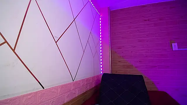 Snapshot of isabella_rossee chatting on November 26, 2025, 10:15 am isabella rossee online show from November 26, 2025, 10:15 am