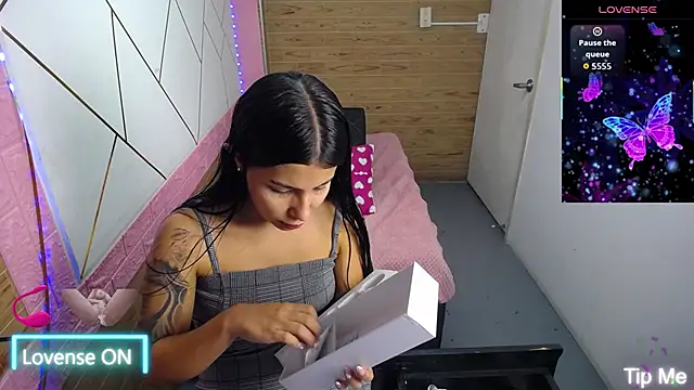 Snapshot of isabella_rossee chatting on November 7, 2025, 7:40 pm isabella rossee online show from November 7, 2025, 7:40 pm