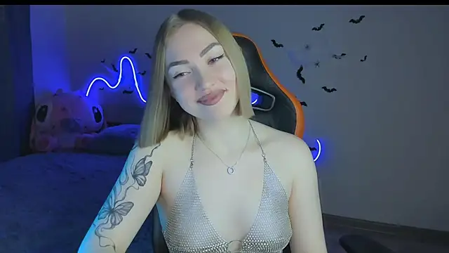 LaraKrein lk online show from October 29, 2025, 2:49 pm