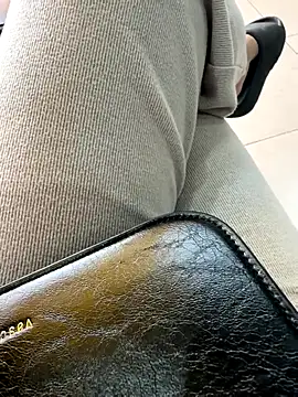 Snapshot of sharon-Hanna chatting on December 15, 2025, 1:22 am sharon-Hanna online show from December 15, 2025, 1:22 am