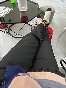 sharon-Hanna online show from February 12, 2026, 1:05 am