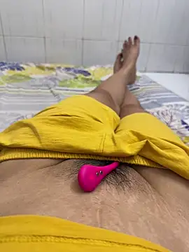 Snapshot of sharon-Hanna chatting on December 19, 2025, 3:36 pm sharon-Hanna online show from December 19, 2025, 3:36 pm