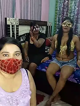 Sexy anaamika online show from November 10, 2025, 7:46 am