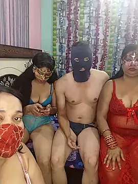 Sexy anaamika online show from November 1, 2025, 7:13 am