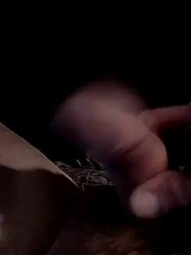 69dagosto online show from October 13, 2025, 8:43 pm