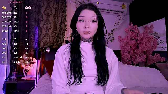 Lein Bone online show from November 15, 2025, 12:03 am