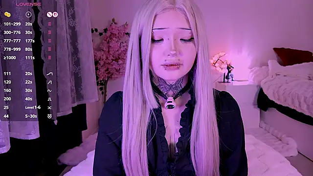 Snapshot of Lein_Bone chatting on February 19, 2026, 12:07 am Lein Bone online show from February 19, 2026, 12:07 am