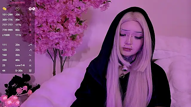 Snapshot of Lein_Bone chatting on February 9, 2026, 2:42 am Lein Bone online show from February 9, 2026, 2:42 am