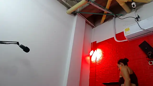 bdsmforever18 online show from July 5, 2026, 2:38 am